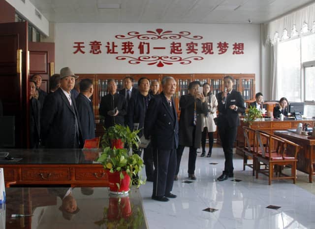 兗州區(qū)人大、政協(xié)領(lǐng)導(dǎo)蒞臨天意機(jī)械參觀考察